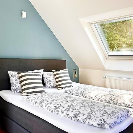 Ferienwohnung Weingut Villa Huesgen Am Moenchhof ทราเบิน-ทราร์บาค ภายนอก รูปภาพ